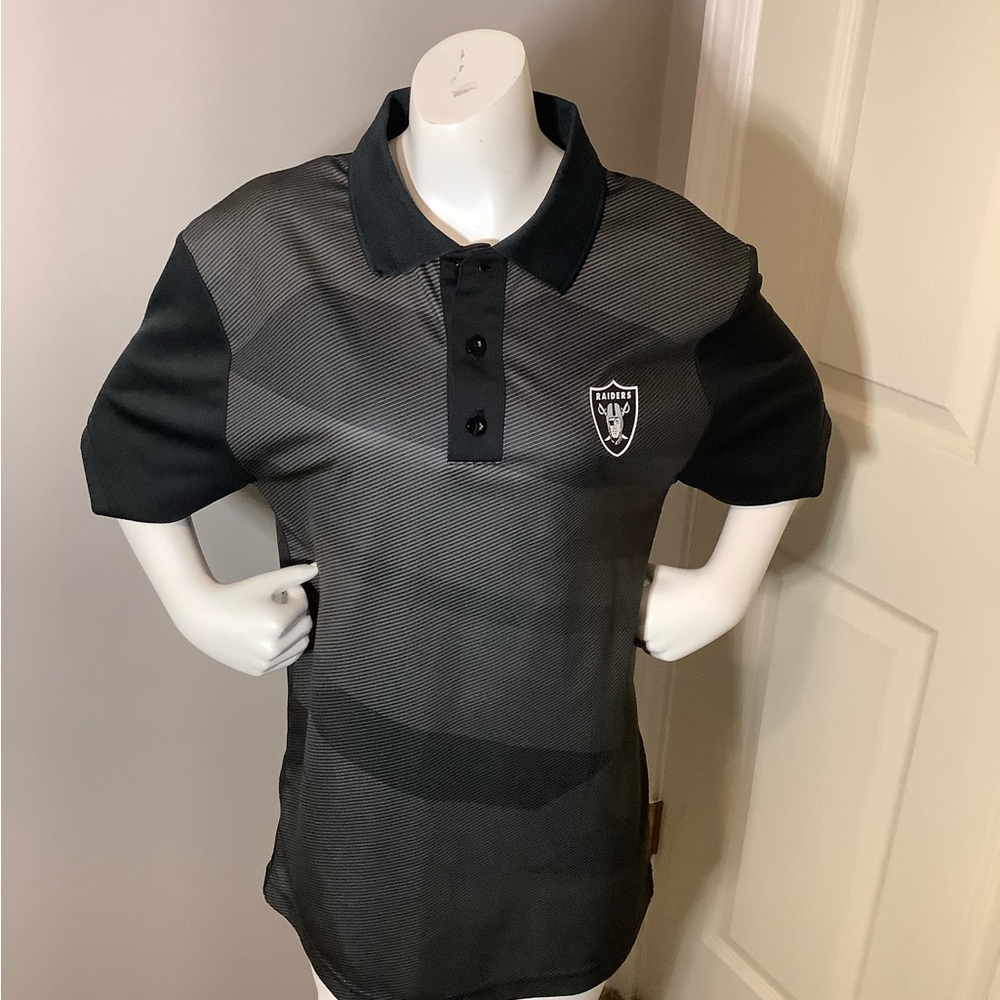 Men Medium Majestic Cool Base LasVegas Raiders Short Sleeve Polo Shirt